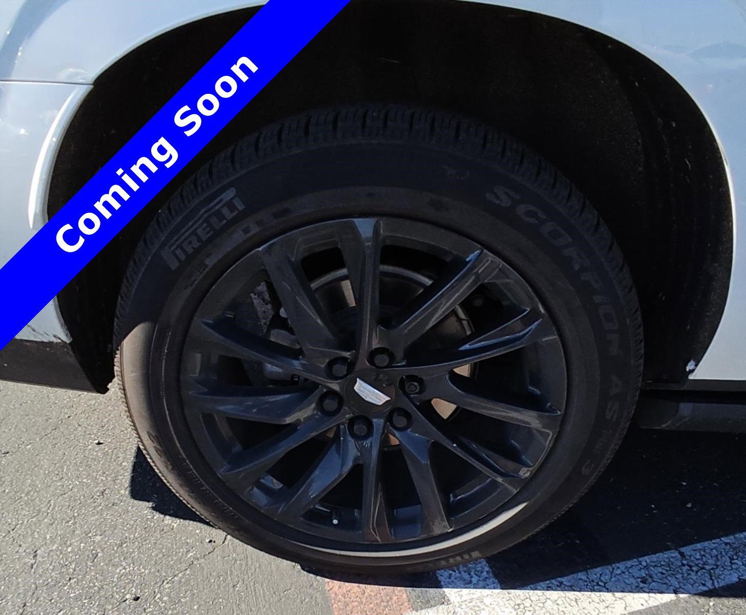 Used 2021 Cadillac Escalade ESV Premium Luxury w/ Driver Assist Tech Package image 7