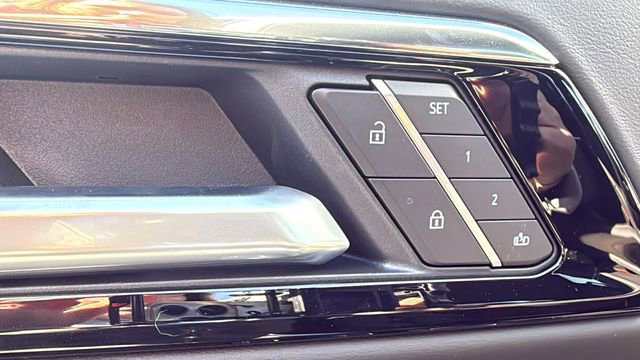 New 2026 Chevrolet Tahoe High Country w/ Sun And Tow Package image 12