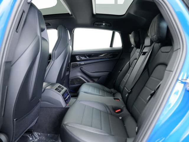Certified 2025 Porsche Panamera 4 AWD/4WD image 22