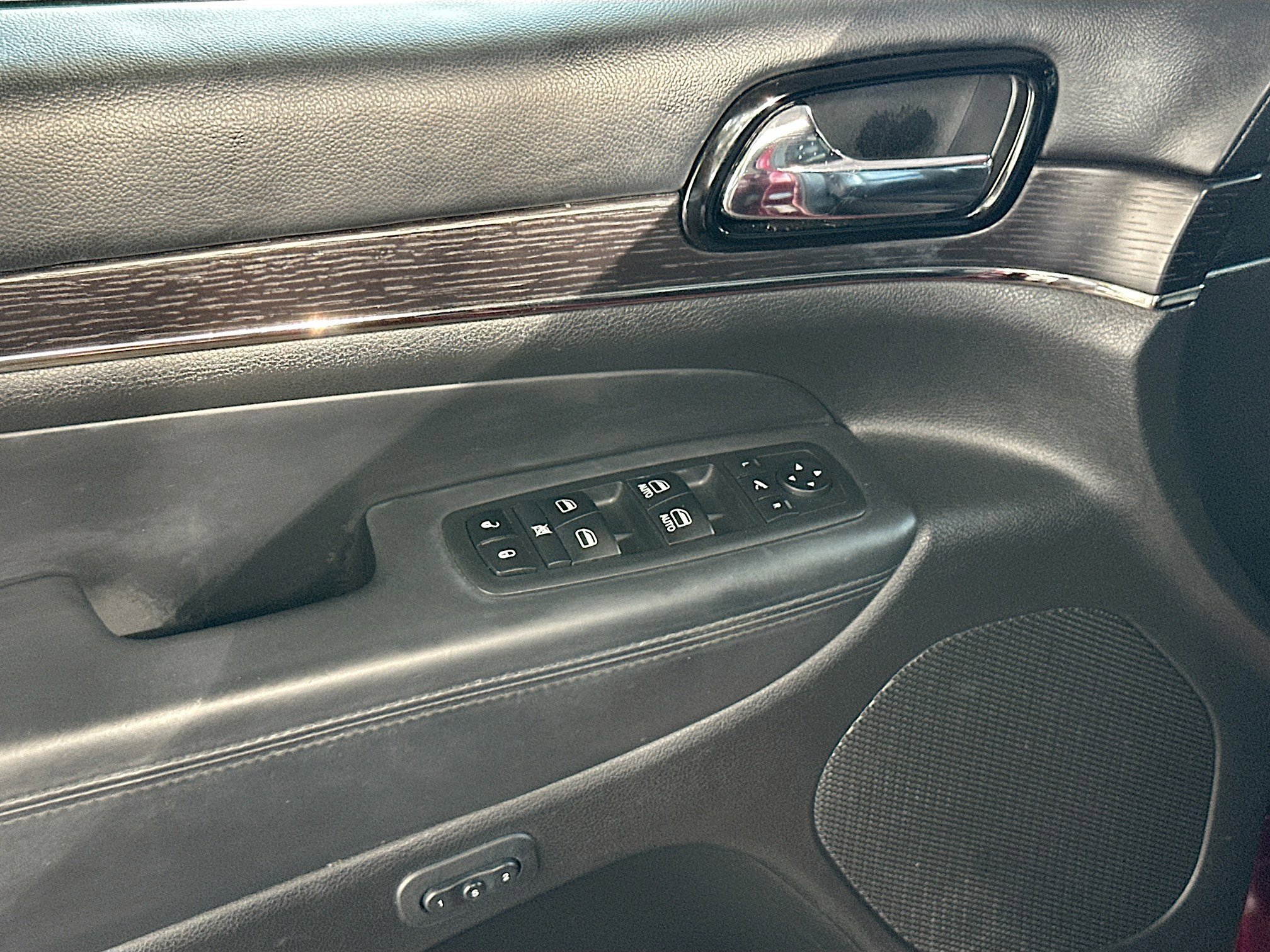 Used 2019 Jeep Grand Cherokee High Altitude image 18