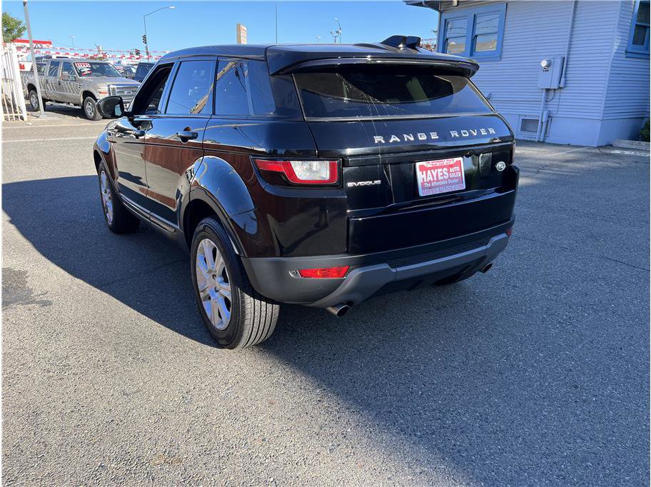 Used 2018 Land Rover Range Rover Evoque image 7