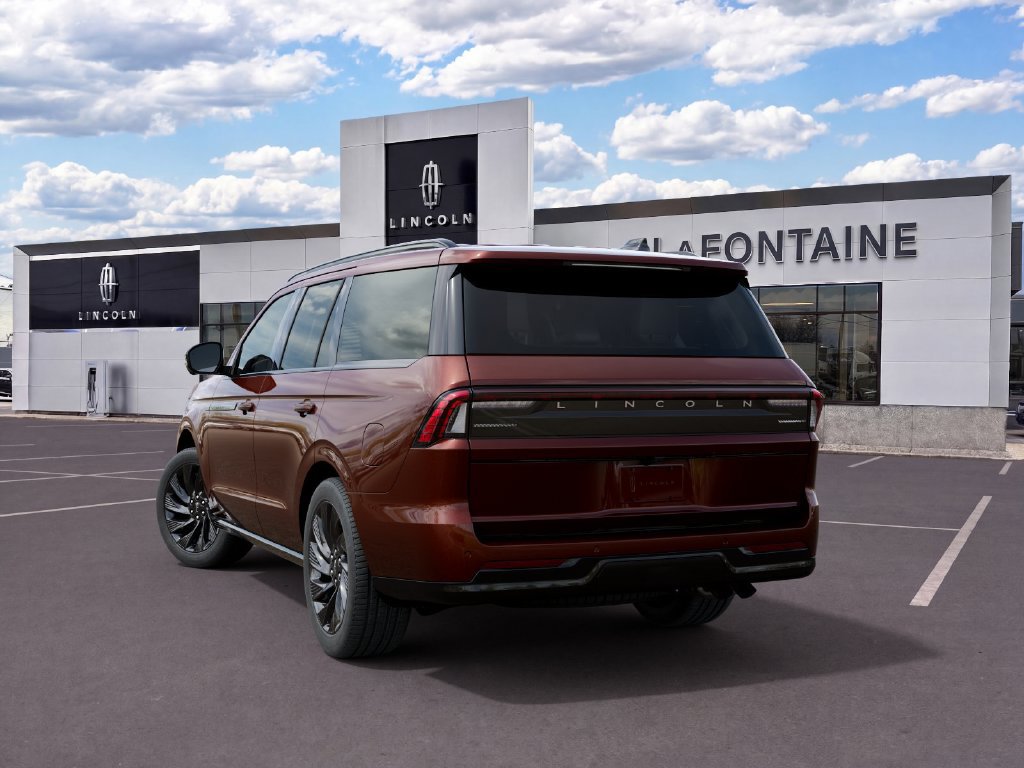 New 2027 Lincoln Navigator Reserve w/ Jet Appearance Package AWD/4WD image 8