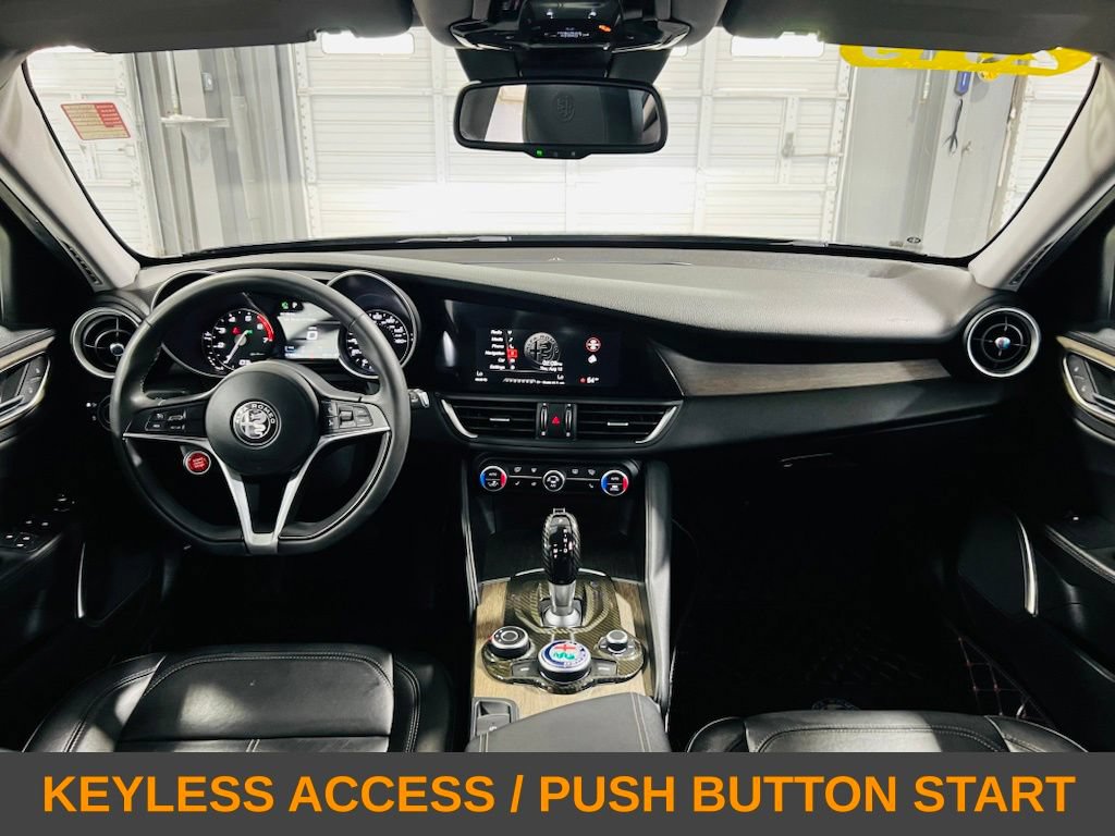 Used 2019 Alfa Romeo Giulia Ti RWD image 4