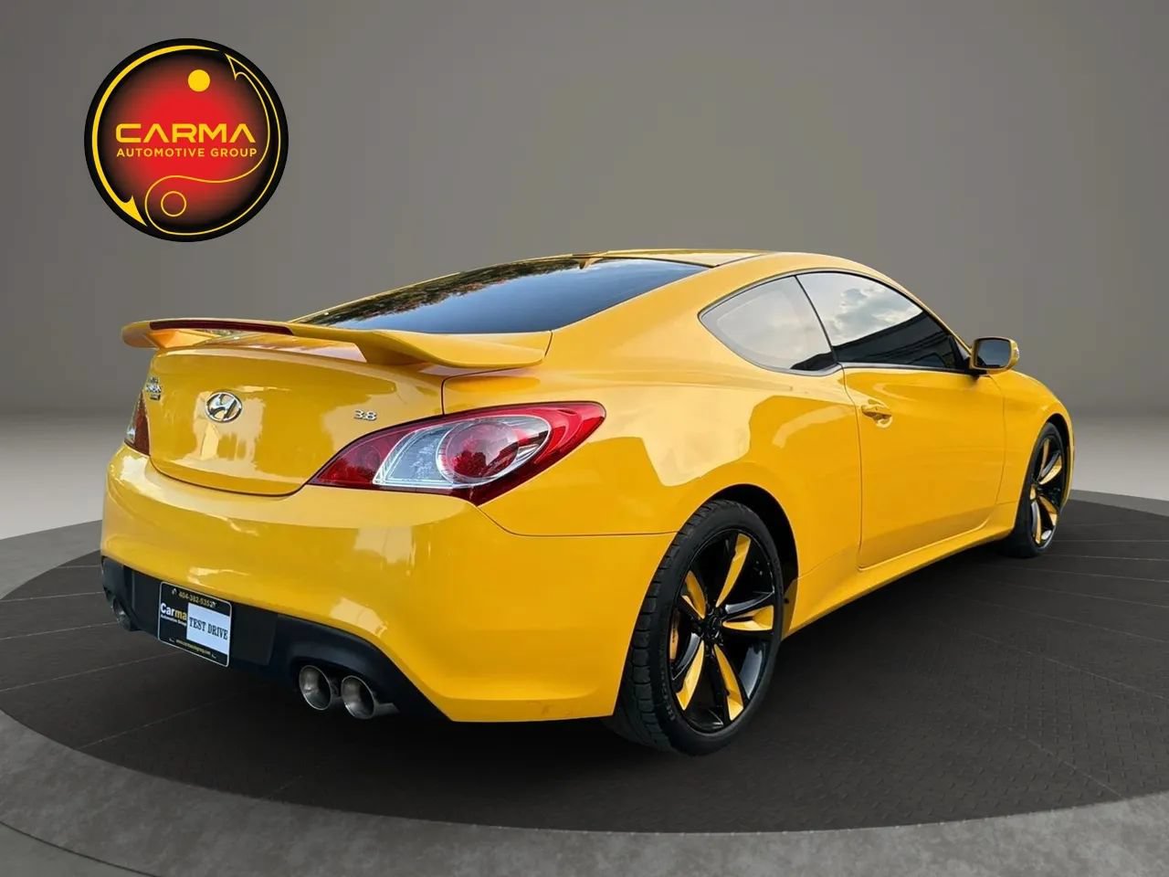 Used 2010 Hyundai Genesis 3.8 RWD image 5