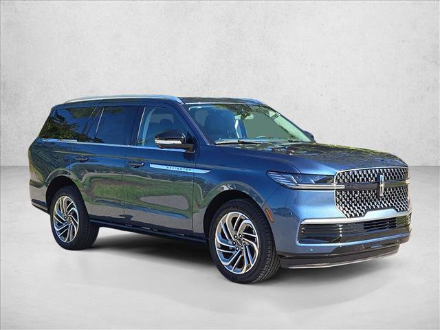 New 2027 Lincoln Navigator Reserve AWD/4WD image 7