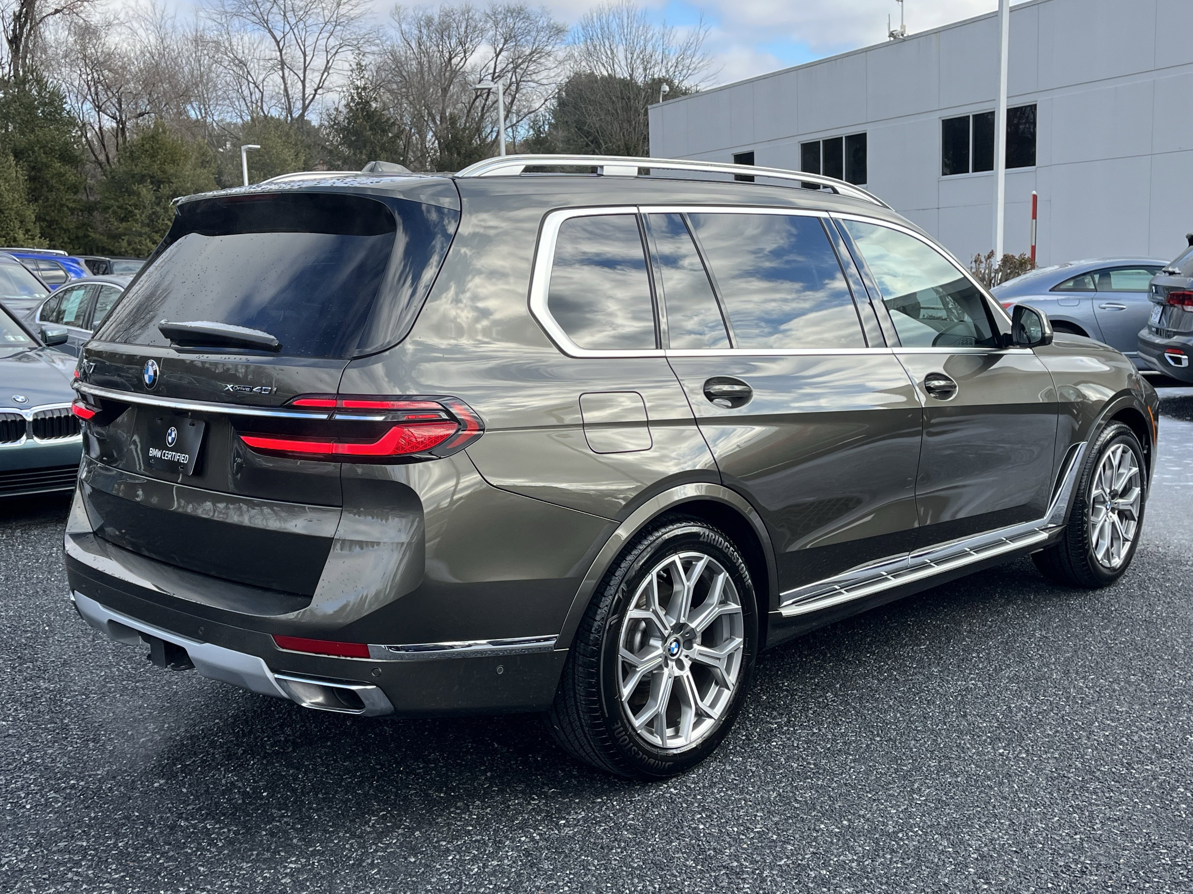 Certified 2025 BMW X7 xDrive40i w/ Premium Package image 5