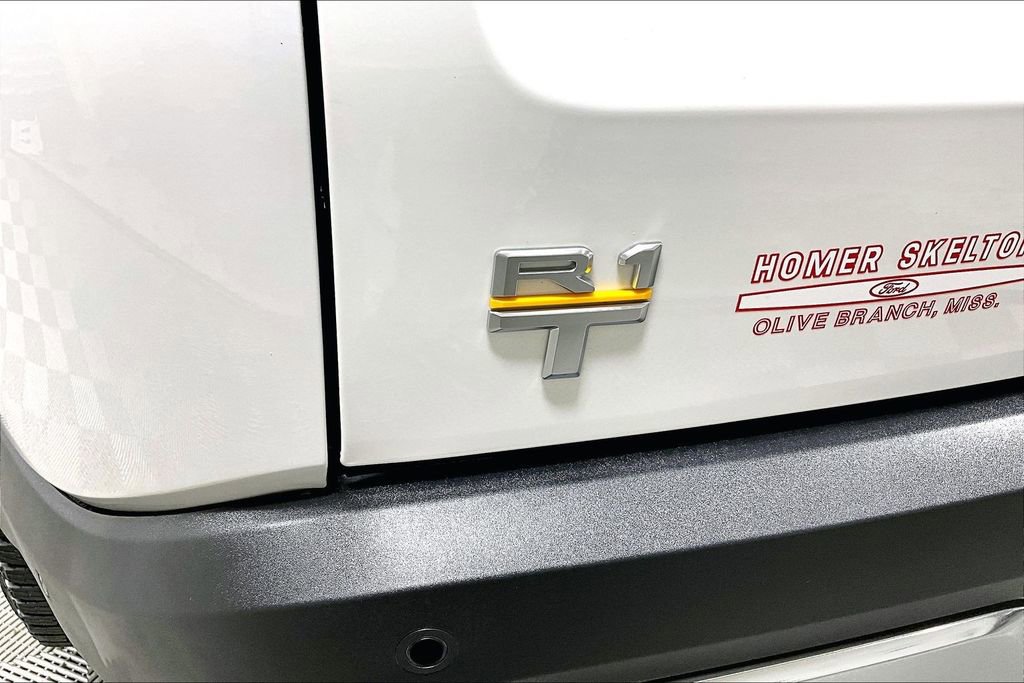 Used 2023 Rivian R1T Adventure image 14