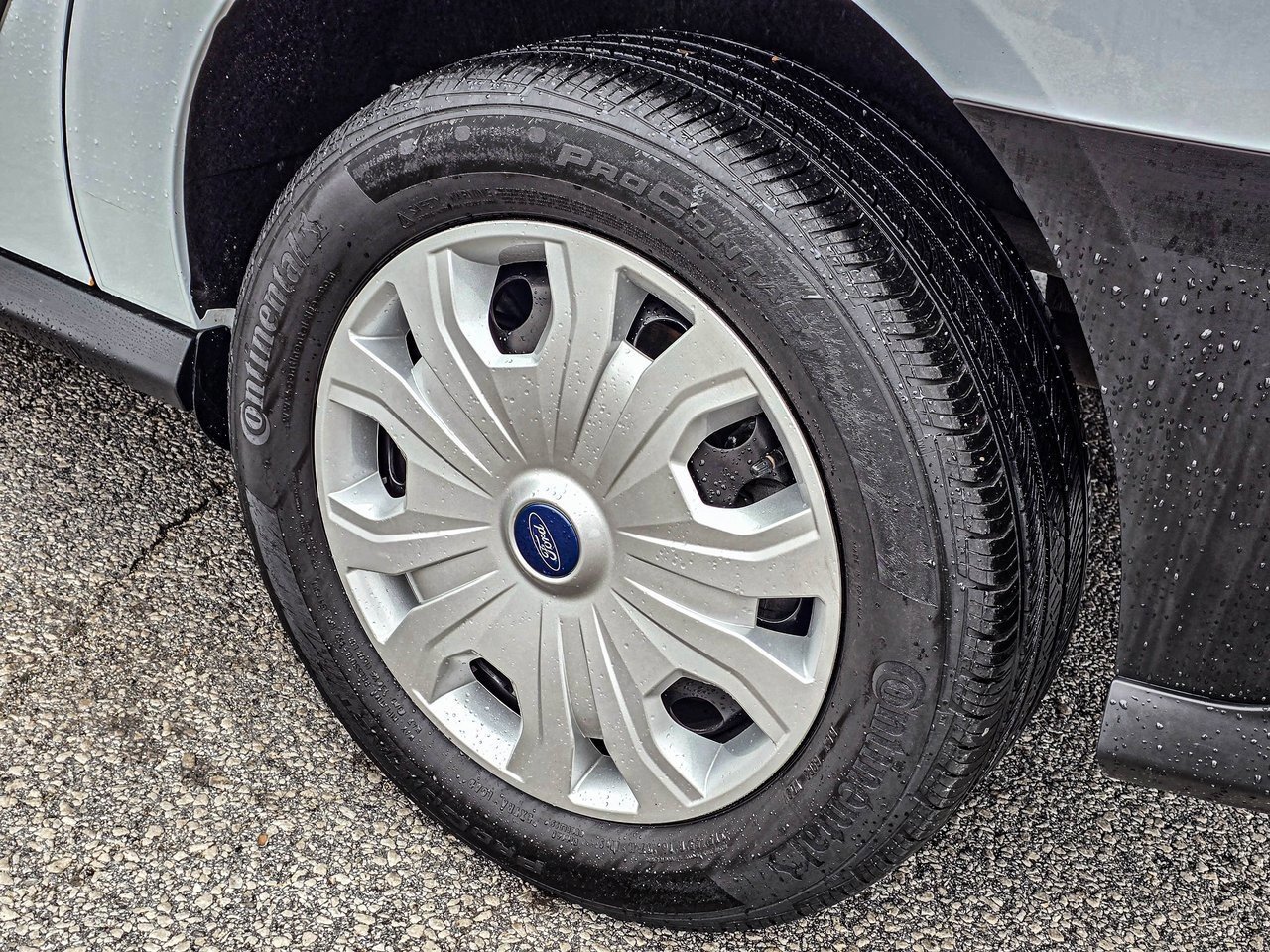 Used 2022 Ford Transit Connect XL image 11