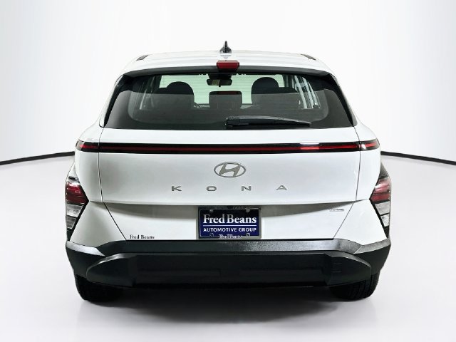 Certified 2024 Hyundai Kona SE AWD/4WD image 7