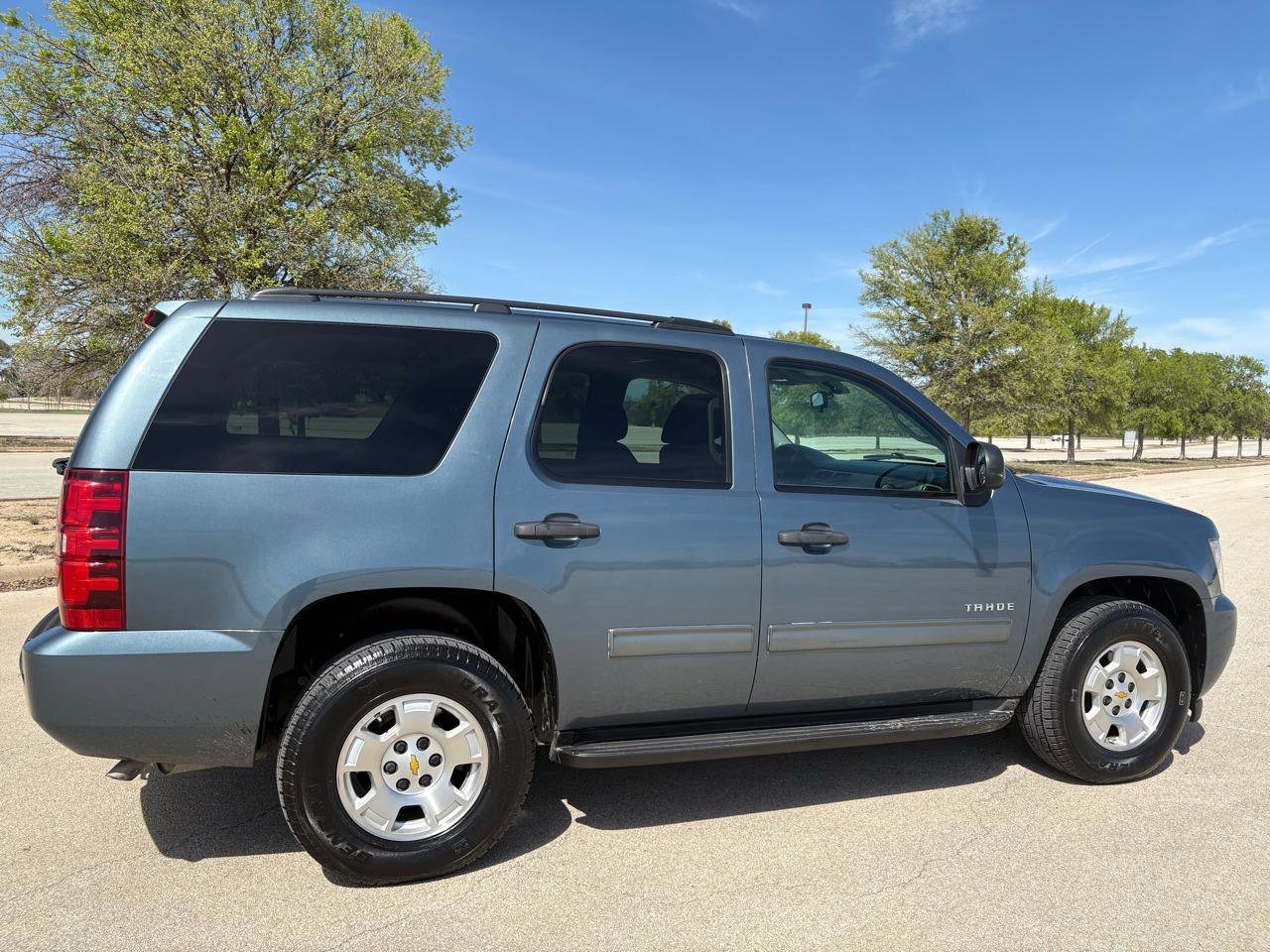 Used 2010 Chevrolet Tahoe LS RWD image 60