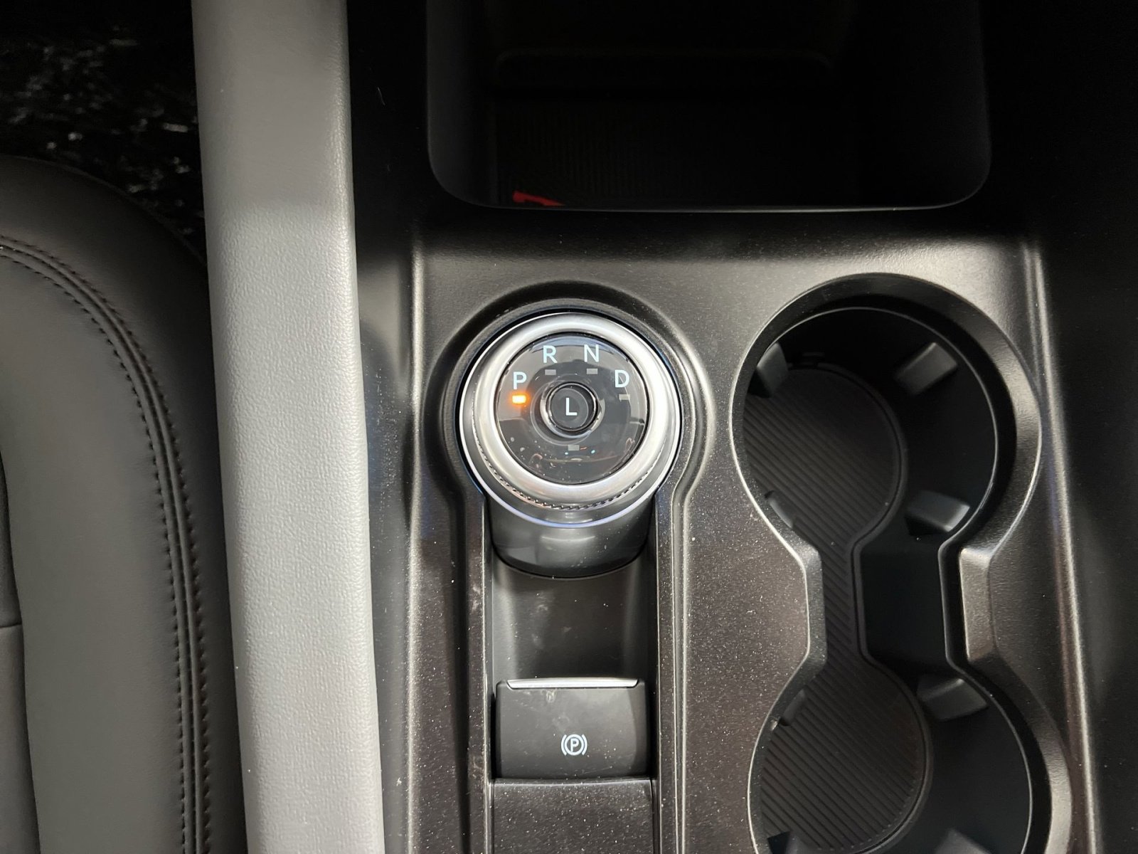 New 2026 Ford Explorer Active w/ Active Comfort Package image 21