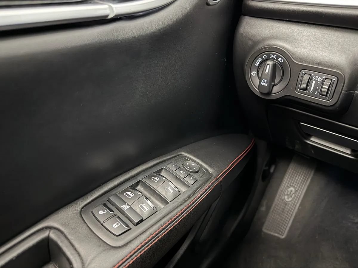 Used 2018 Maserati Ghibli S Q4 AWD/4WD image 14