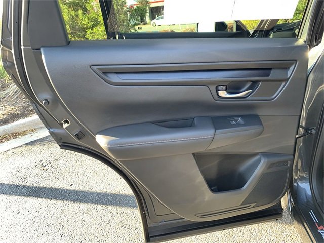Used 2025 Honda CR-V Sport image 15