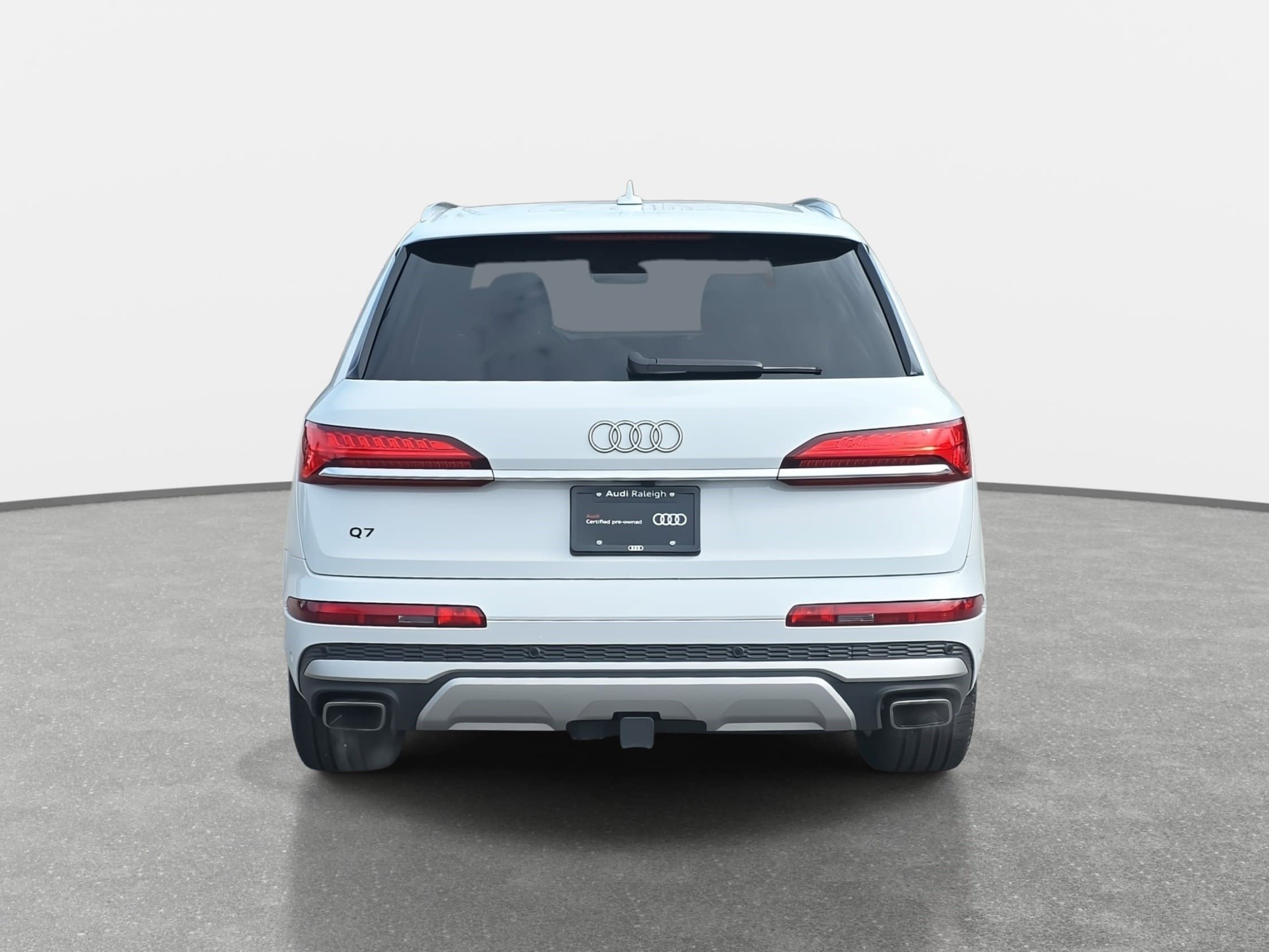 Certified 2025 Audi Q7 2.0T Premium w/ Convenience Package image 6