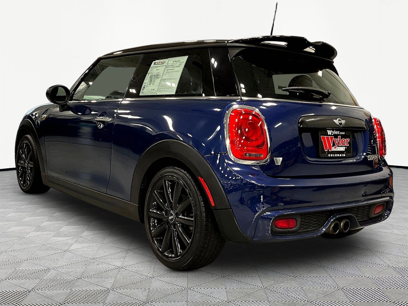 Used 2016 MINI Cooper S FWD image 4