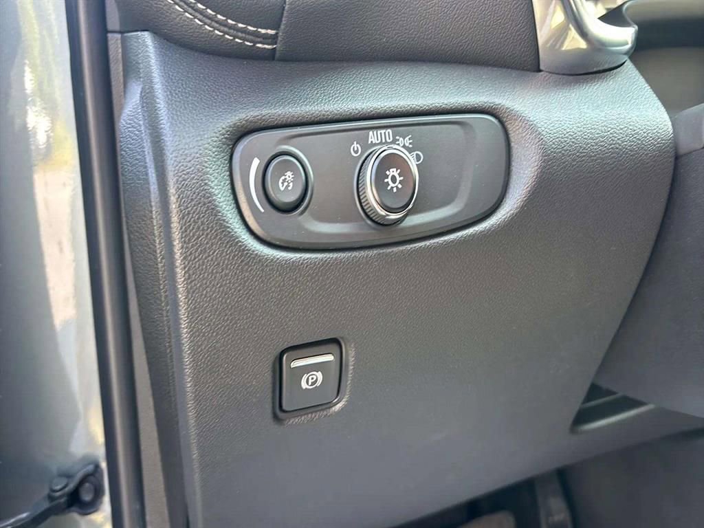 Used 2023 Chevrolet Blazer LT w/ Convenience Package image 20