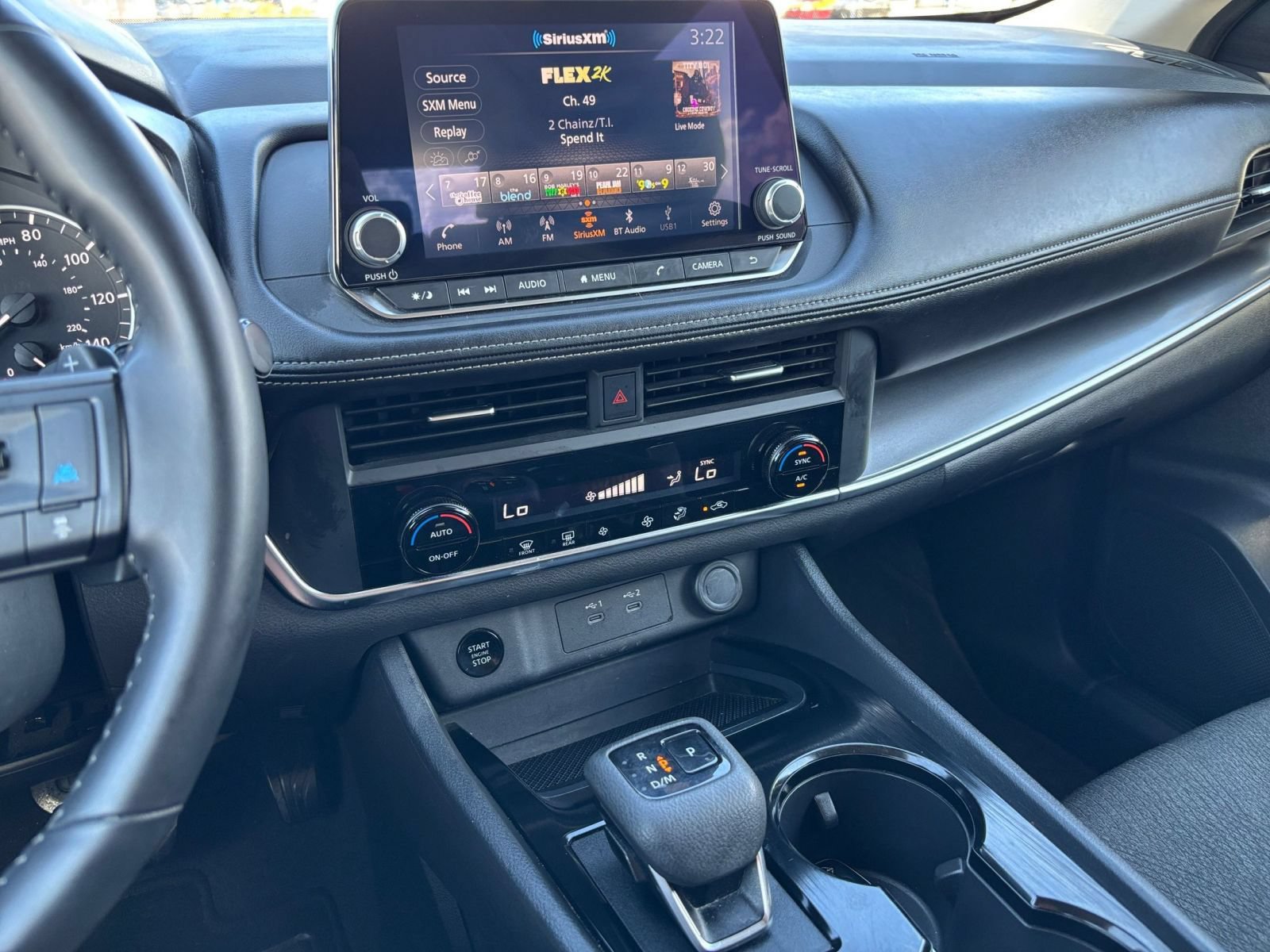 Used 2025 Nissan Rogue SV AWD/4WD image 16