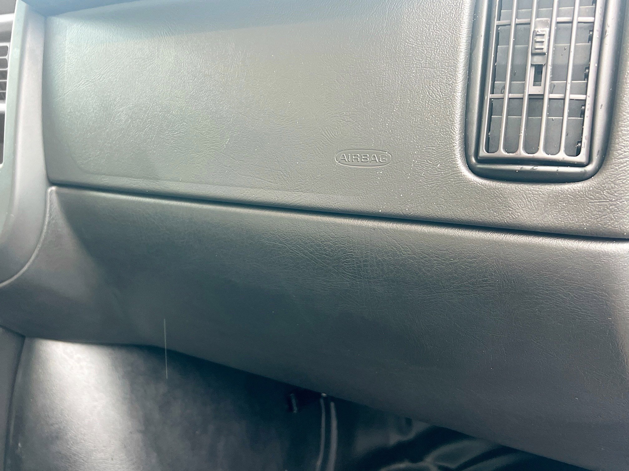 Used 2022 Chevrolet Express 3500 w/ Power Convenience Package image 32