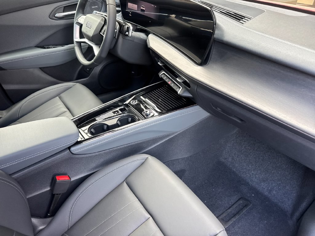 New 2026 Audi Q3 quattro 2.0T AWD/4WD image 16