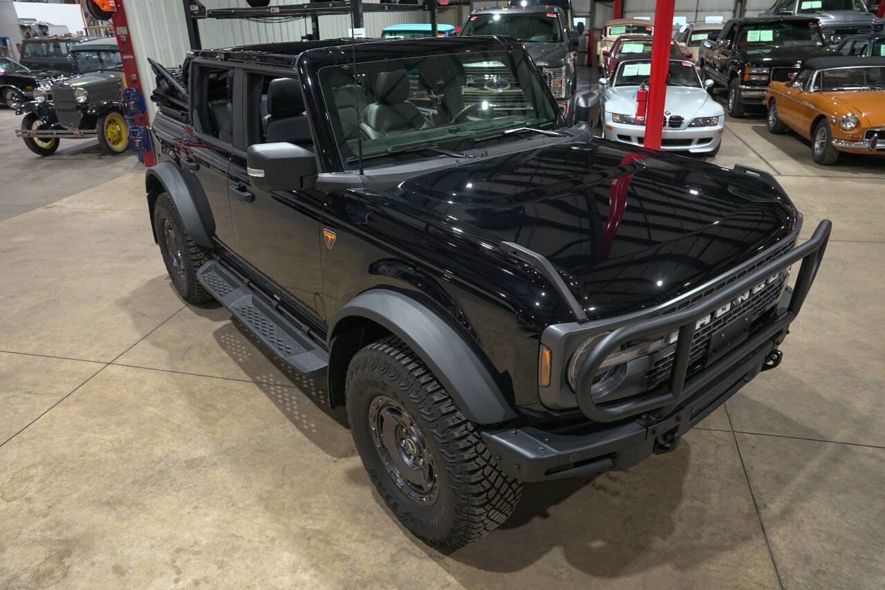 Used 2024 Ford Bronco Badlands image 14