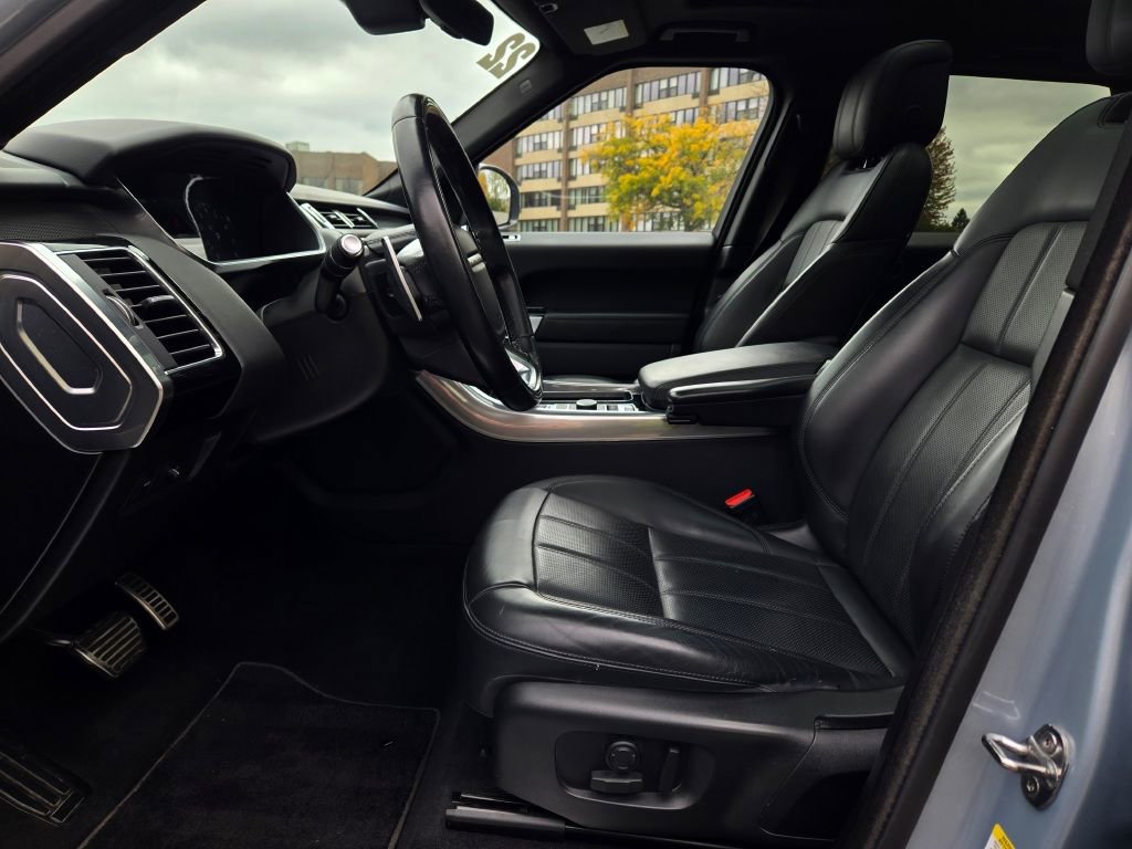 Used 2022 Land Rover Range Rover Sport HSE Silver Edition image 20