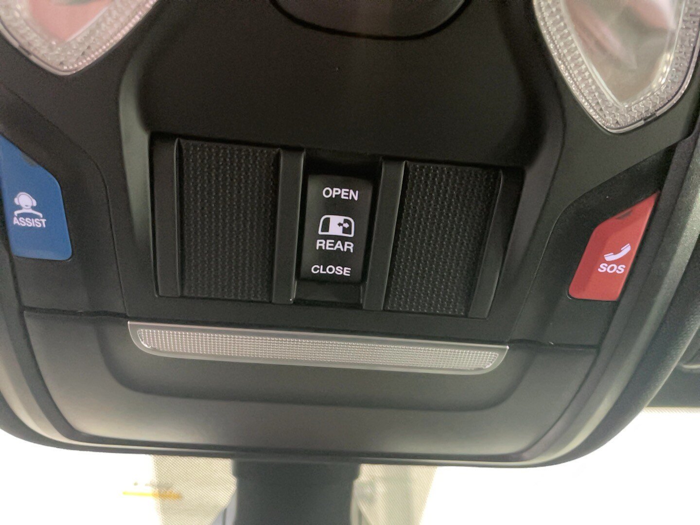 Used 2023 RAM 1500 Big Horn AWD/4WD image 12