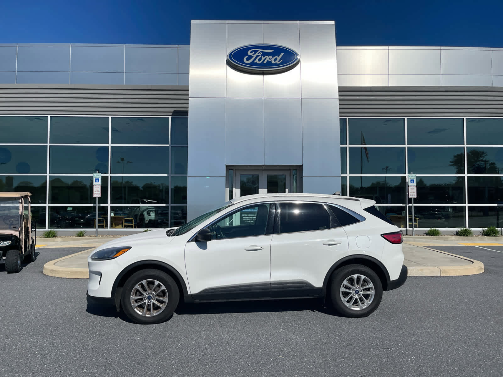 Used 2022 Ford Escape SE w/ Cold Weather Package