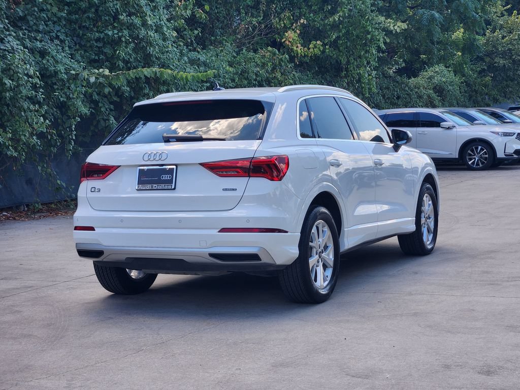 Certified 2024 Audi Q3 2.0T Premium w/ Convenience Package AWD/4WD image 9