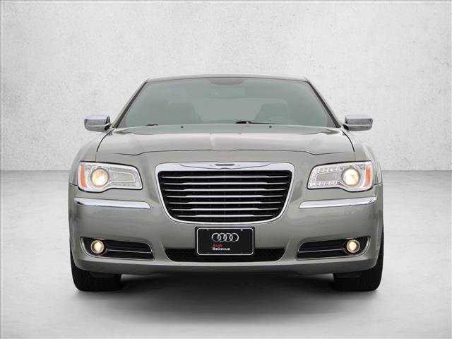 Used 2014 Chrysler 300 C AWD/4WD image 2