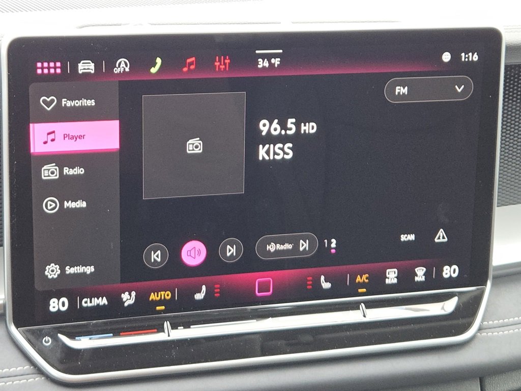 New 2026 Volkswagen Tiguan SE image 13