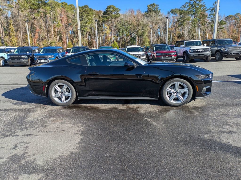 New 2026 Ford Mustang Coupe image 3