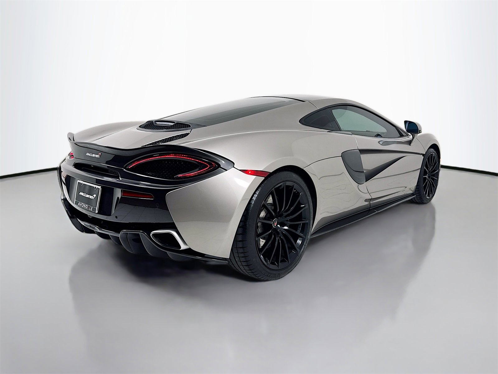 Used 2017 McLaren 570S Base image 7