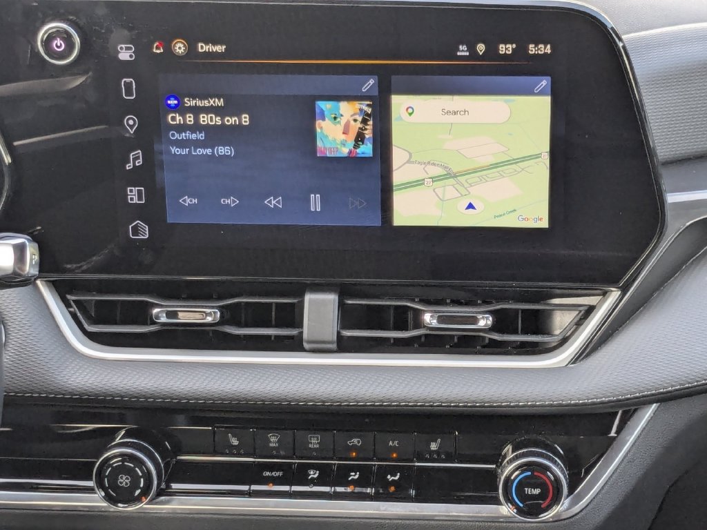 Used 2025 Chevrolet Equinox LT AWD/4WD image 19