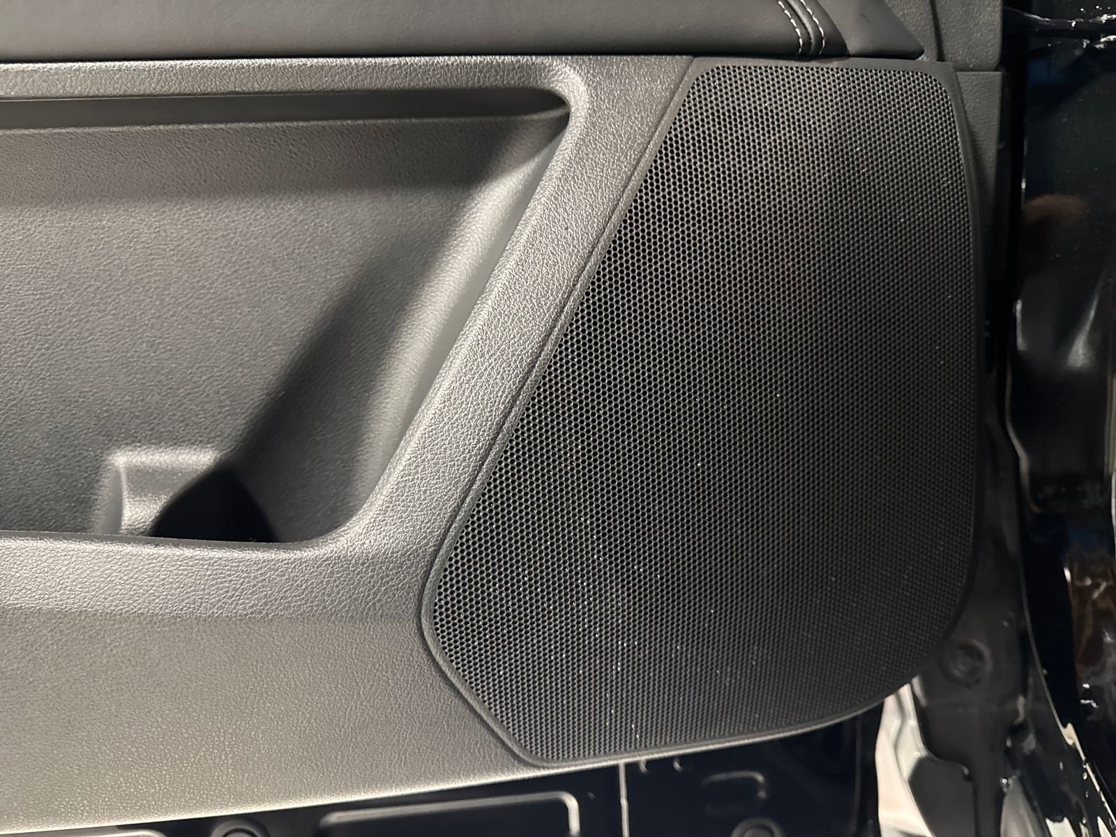 Certified 2025 INFINITI QX60 Pure image 17