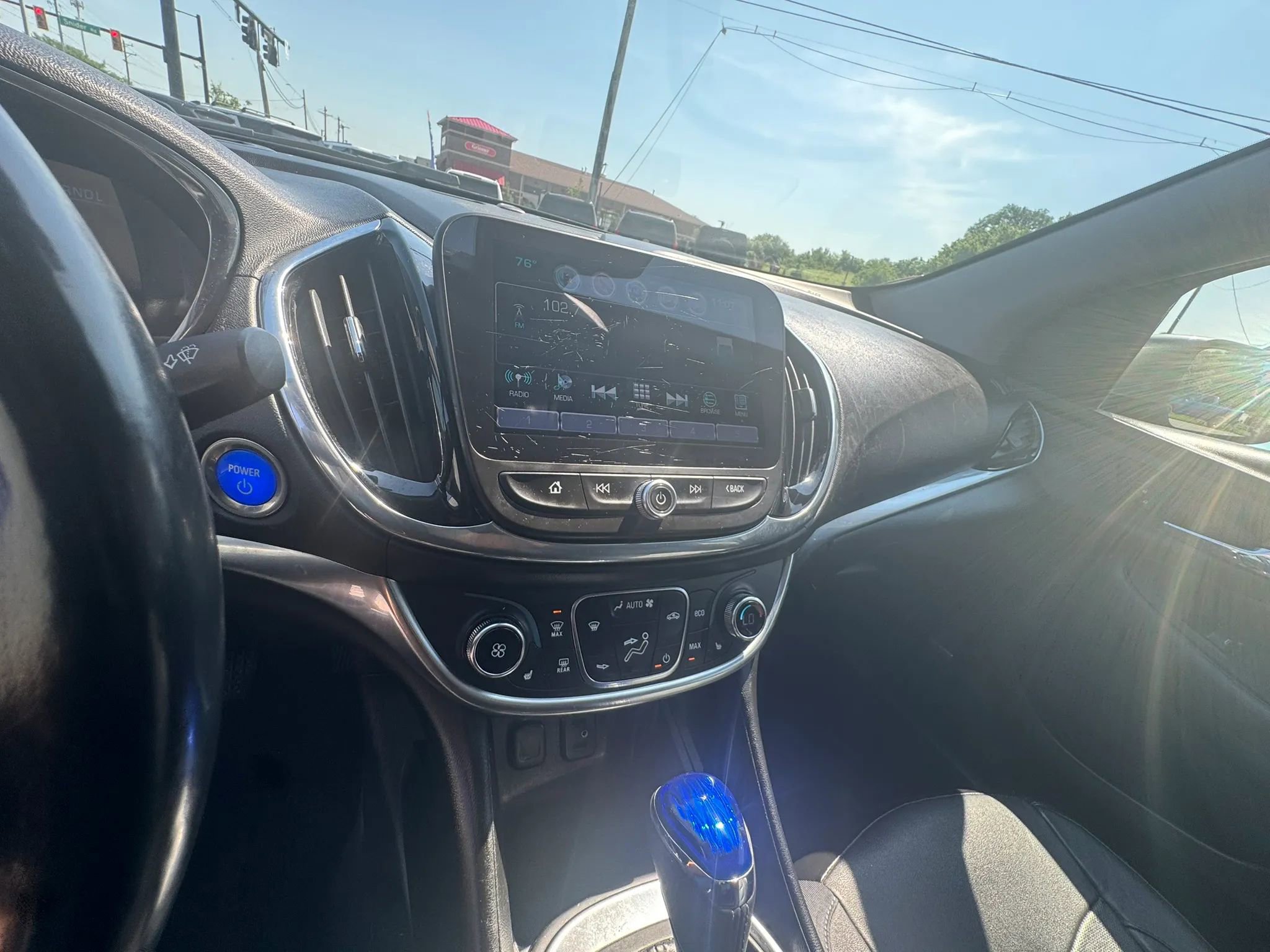 Used 2017 Chevrolet Volt Premier w/ Driver Confidence II Package FWD image 15