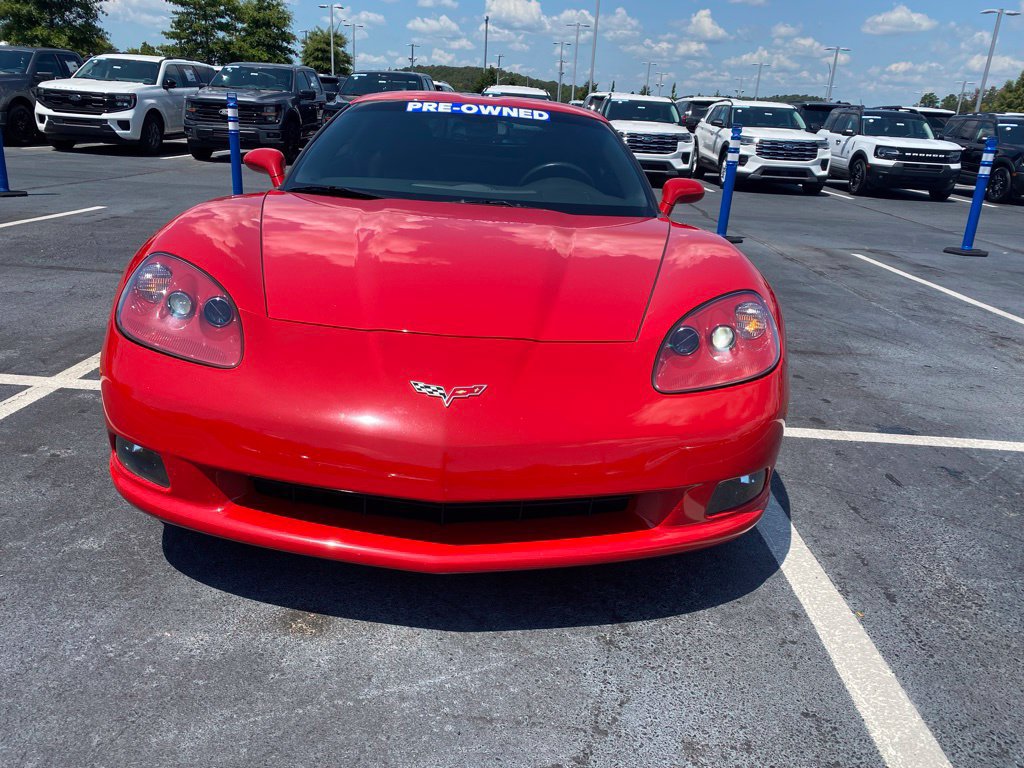 Used 2007 Chevrolet Corvette Coupe RWD image 2