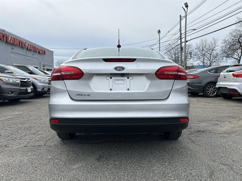 Used 2018 Ford Focus S image 5
