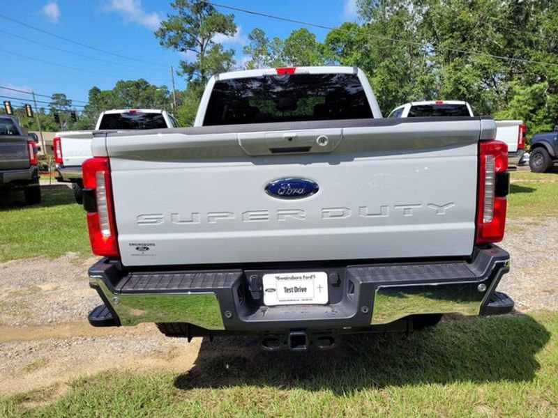 New 2025 Ford F250 Lariat w/ Chrome Package image 9
