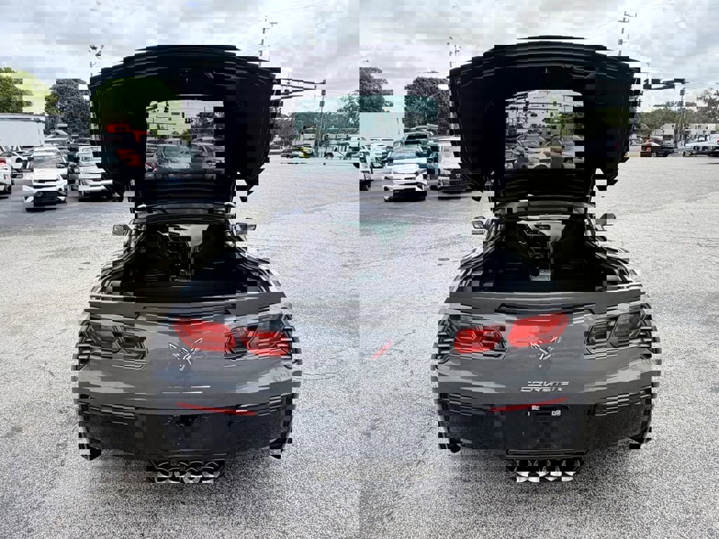 Used 2015 Chevrolet Corvette Stingray Coupe w/ Battery Protection Package RWD image 10