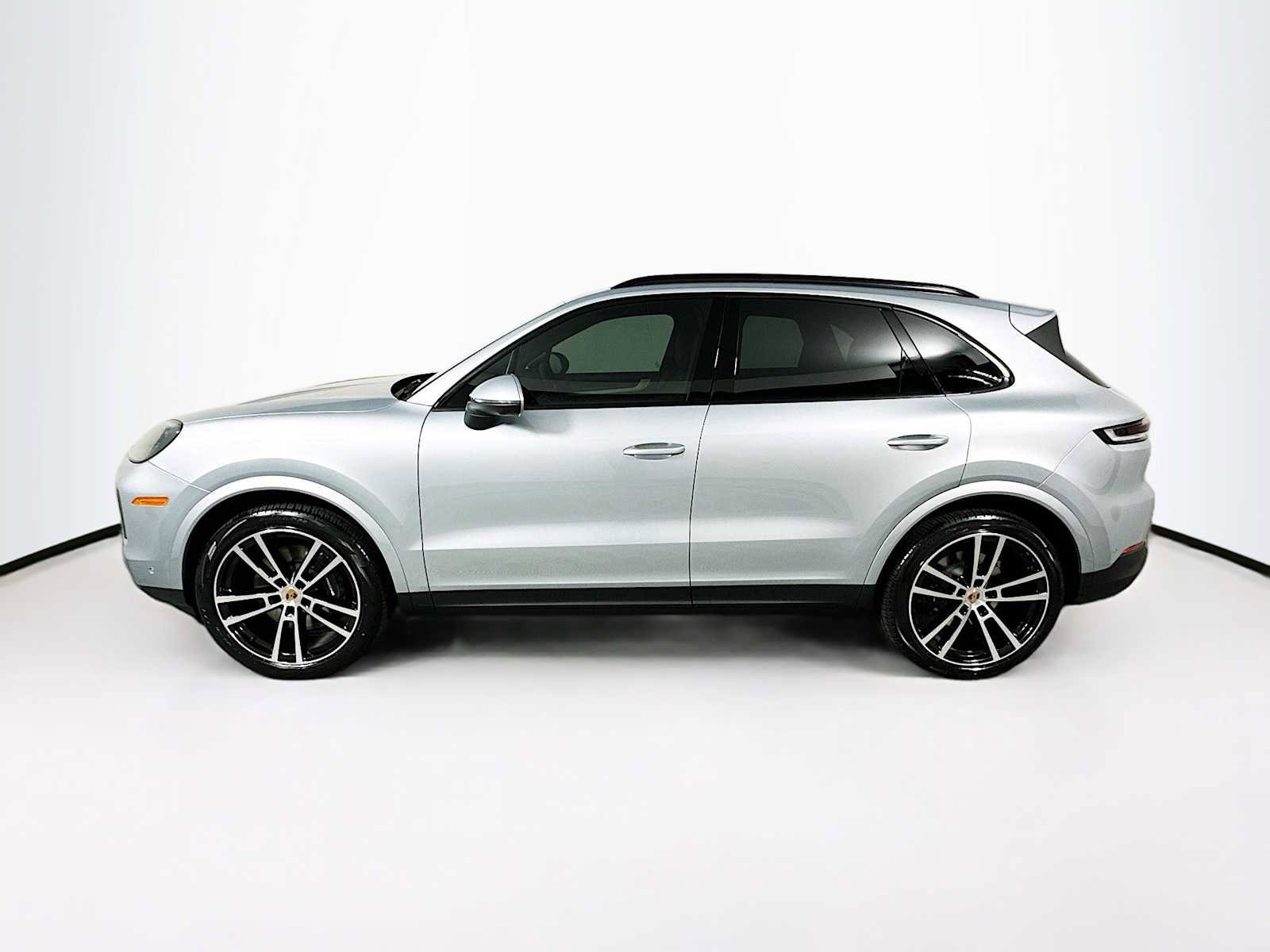 New 2026 Porsche Cayenne image 2