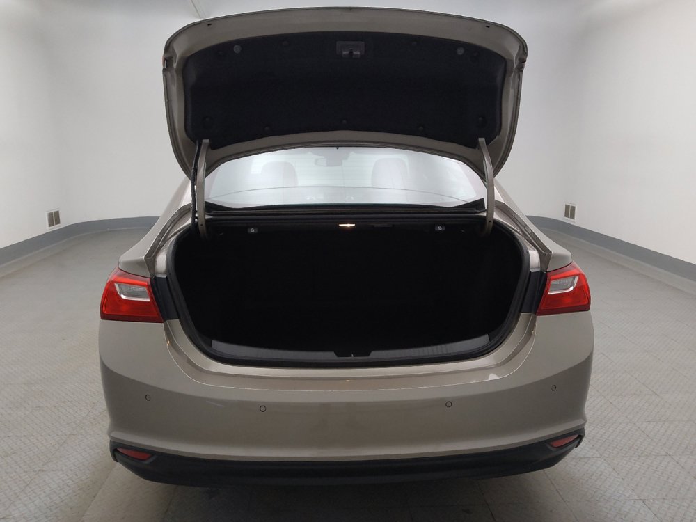 Used 2025 Chevrolet Malibu LS FWD image 29
