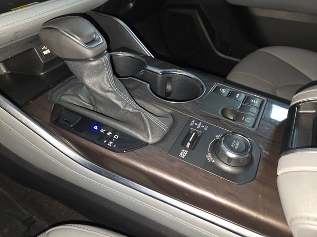 Used 2023 Toyota Highlander Limited image 33