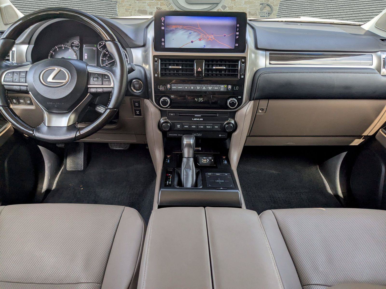 Used 2023 Lexus GX 460 Premium w/ Accessory Package AWD/4WD image 24