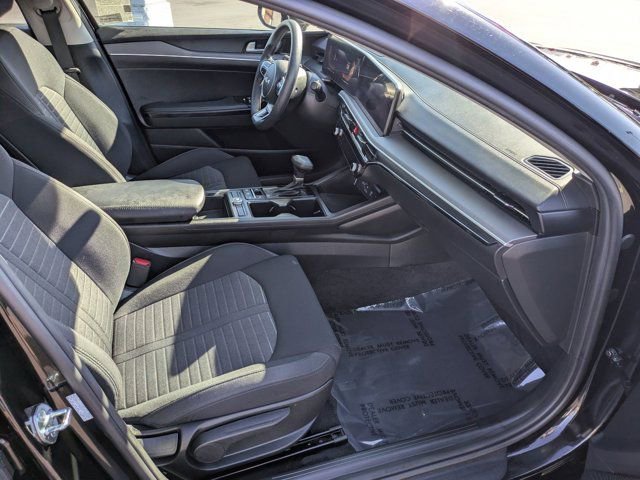 Used 2025 Kia K5 LXS image 5