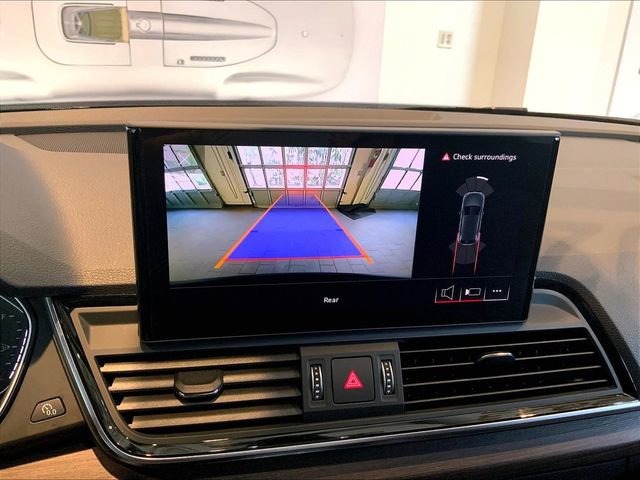 Used 2023 Audi Q5 2.0T Premium w/ Convenience Package AWD/4WD image 25