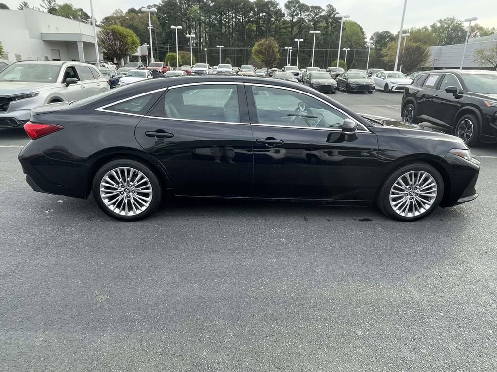 Used 2019 Toyota Avalon Limited w/ Advanced Safety Package image 10