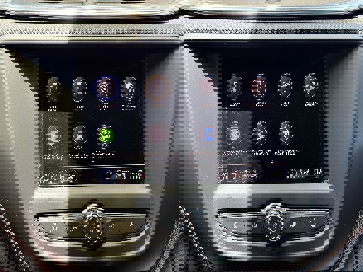 Used 2023 Chevrolet TrailBlazer RS image 19