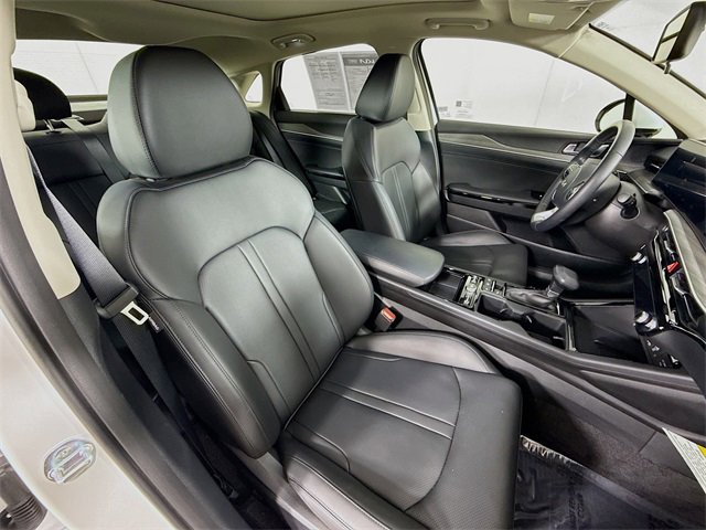 Used 2025 Kia K5 EX image 31