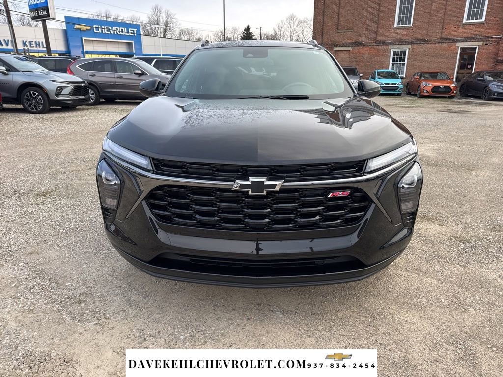 Used 2025 Chevrolet Trax RS w/ Sunroof Package image 8