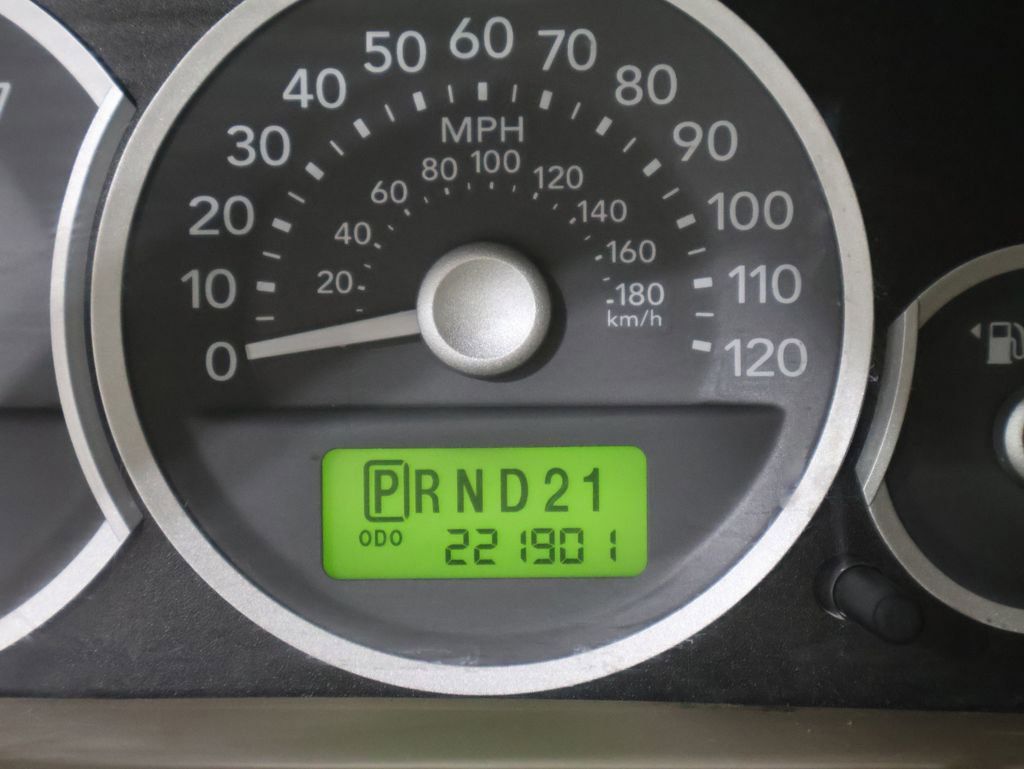 Used 2006 Mercury Mariner Luxury image 34